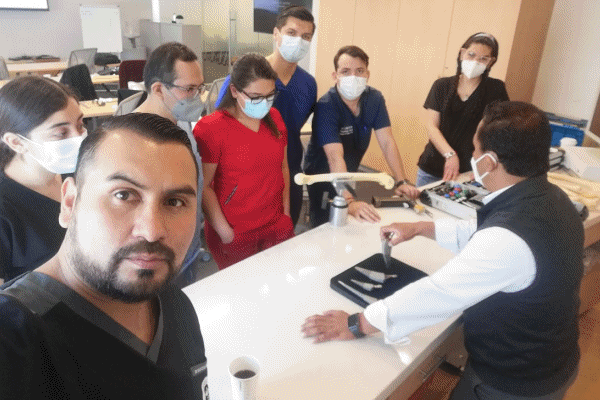 drjulioperezalavez-espqcialistaencaderayacetabulo45