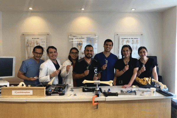 drjulioperezalavez-espqcialistaencaderayacetabulo46